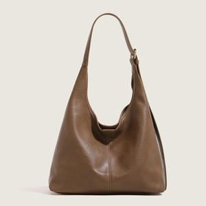 Bolso bandolera de gran capacidad de cuero marrón oscuro, bolso de mujer de diseño retro minimalista - Product Image 3