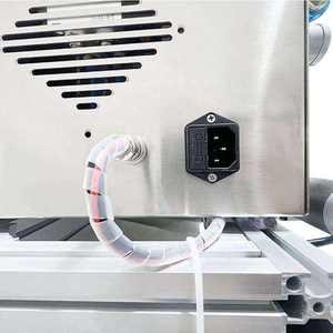 Machine <span class=keywords><strong>de</strong></span> remplissage automatique <span class=keywords><strong>de</strong></span> liquides à 4 têtes <span class=keywords><strong>de</strong></span> haute précision pour le conditionnement <span class=keywords><strong>de</strong></span> cosmétiques, parfums, huiles essentielles, gels, encres et solvants - Product Image 6