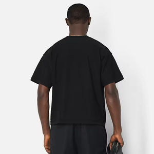 Camisetas de Lujo 100% Algodón, Fabricante de Camisetas de Moda con Hombros Caídos, Estilo Holgado y Oversize, Camisetas Negras Cortas de Gran Gramaje - Product Image 4