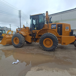 Chargeuse sur pneus d'occasion Cat 966L, faible nombre d'heures, d'origine japonaise, modèle classique robuste, efficace pour les carrières et la construction. - Product Image 3