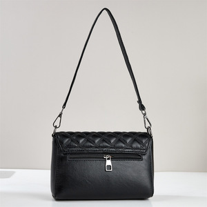 Bolsos de Mano para Mujer con Bordado de Rombo y Cadena, Bolsos Cruzados de un Solo Hombro, Venta al Por Mayor - Product Image 4