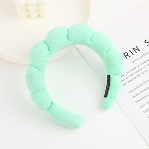 Bandeau pour cheveux fait main en tissu torsadé couleur bonbon pour femme, motif nuage mignon, idéal pour le démaquillage et le lavage du visage lors de mariages - Product Image 2