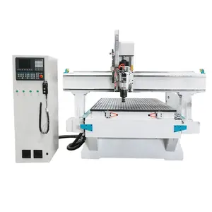 Hoge Snelheid 1325 Atc Hout Cnc Router Graveren Snijmachine Met Automatische Gereedschapswisselaar