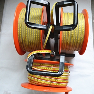 Высококачественная портативная стальная линейка, измеритель уровня воды 50 м ~ 500 м - Product Image 1