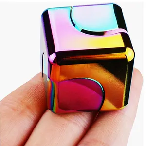 Anti-Anxiety Fidget Toys Hand Spinner Spin Cube Puzzle Fidget Spinner Rotating Finger Cube Desktop Stress Relieve Toys