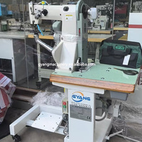 Machine à coudre la paroi latérale de la semelle extérieure de la chaussure Machine à coudre la bordure de la chaussure Semelle latérale de la chaussure Vente directe