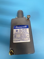 1a/600 Vac Pilot Duty Baru Asli Sistem Kontrol Plc Otomatisasi Industri yang Dapat Diprogram