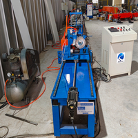 Machine de formage de rouleaux pour volets roulants isolés en mousse de polyuréthane à commande PLC, Fournisseur de machines de fabrication de volets roulants