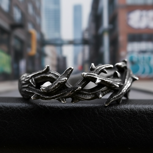 Bague Couronne Épineuse Gothique en Acier Inoxydable 316 Unisexe Homme, Finition Argent Vieilli, Gravure Intricée, Style Rébellien Biker Punk Hip Hop Quotidien - Product Image 1