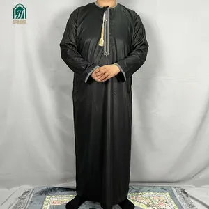 Herren-Designer Jubbah Thobe Dishdasha Herren Afrika Dubai Omani arabische glänzende Seide Dubai Jubah Herren-Thobe aus Dubai