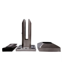 Rampe d'escalier moderne en acier inoxydable argenté avec embout en verre réglable pour usage extérieur, garantie 5 ans, marque Pony