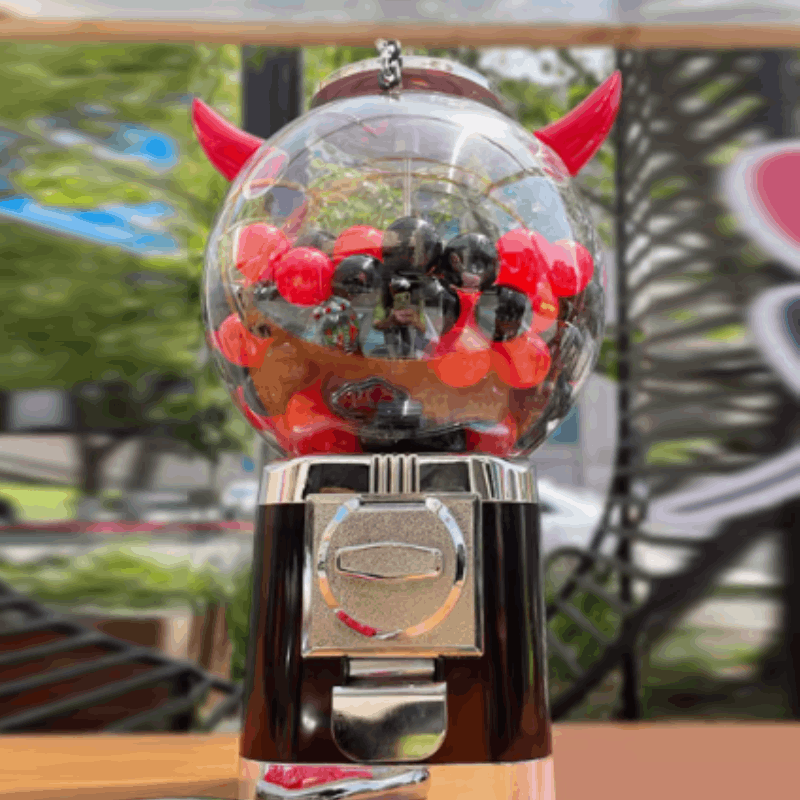 Coin-operated version (including 150 balls)