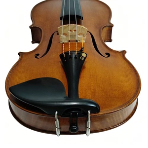 Violín 4/4 Hecho a Mano por un Maestro Luthier, Estilo Guarneri, Barniz al Óleo Antiguo, Edición Limitada para Colección y Interpretación, Fondo de Arce de Alta Calidad - Product Image 2