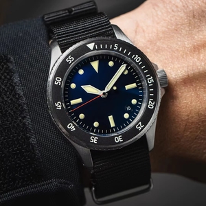 Мужские механические часы с нейлоновым ремешком, 39 мм - Product Image 4