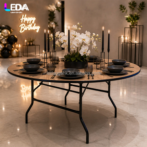 LEDA - Fournitures pour événements et fêtes modernes - Table ronde pliante en métal de couleur bois naturel pour hôtels et mariages - Product Image 1