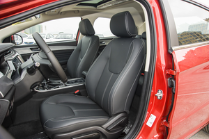 Chery Arrizo <span class=keywords><strong>5</strong></span> PRO Sedán <span class=keywords><strong>2019</strong></span>, Volante a la Izquierda, Cámara Trasera, Asientos de Tela, Neumáticos R17, Automático, Gasolina, Interior Oscuro - Product Image 6