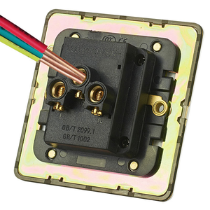 LangYeao 4mm Ultra İnce Beyaz Paslanmaz Çelik Yüzey Montajlı Geçiş Anahtarı 1/2/<span class=keywords><strong>3</strong></span>/4'lü 2 Yollu, Ev ve Otel İçin Pirinç Geçiş Düğmesi - Product Image 6