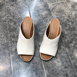 Sandalias de cuña gruesa de cuero con tacón alto antideslizantes para mujer, estilo peep-toe, colección verano 2023 - Product Image 4