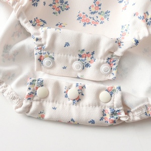 Conjunto de Dos Piezas para Bebés Niñas, Mono de Manga Larga con Estampado Floral y Gorro, Traje de Primavera/Otoño para Niñas Pequeñas - Product Image 3