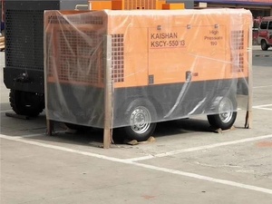 Compressore d'aria a vite portatile 180HP 132KW 13 <span class=keywords><strong>Bar</strong></span> con motore diesel Cummins per costruzioni edili e cave - Product Image 5