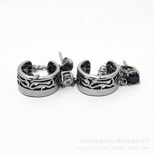 yunnique Fashion <b>Cuff</b> <b>Earrings</b> 316 Stainless Steel Geometric Design Black And White Diamond Studs For Men Women - Product Image 5
