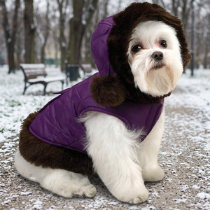 Chaleco Acolchado Morado para Mascotas con Capucha y Ribete de Piel, Chaqueta de Invierno para Perros y Gatos, Ropa para Clima Frío - Product Image 3