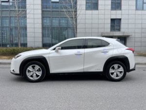 <span class=keywords><strong>Lexus</strong></span> <span class=keywords><strong>UX</strong></span> Modelo 2020, 260h, Edición Explore Cool, con Sistema de Energía Híbrida Profesional, Tiene un <span class=keywords><strong>Precio</strong></span> de Exportación Relativamente Bajo - Product Image 4