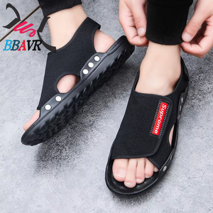 Sandalias de playa con suela suave, cómodas, de malla, transpirables, estilo británico, informales, para hombre - Product Image 6