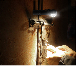 Chine En Gros XHP50 LED Lampe Torche Lampe de poche LAMPE de Poche Magnétique USB Rechargeable Torche Lampe De Poche - Product Image 6