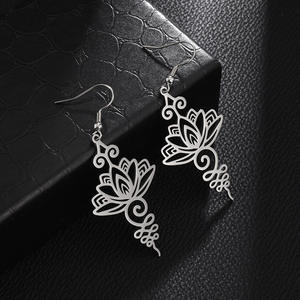 Unalome Boucles d'oreilles pendantes Hippie en acier inoxydable Yoga Lotus Flower Drop Boucles d'oreilles pour femmes Bijoux bouddhistes uniques - Product Image 3