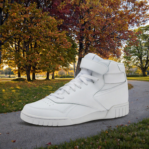 Zapatos blancos para caminar para hombre, zapatillas deportivas informales con cordones, punta redonda, suela de goma de cuero artificial - Product Image 3