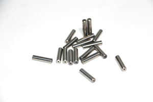 Varilla Hueca de Carburo de Tungsteno OD3.96×L16.76mm, Orificio Interior Ø1.07mm, Pieza Resistente al Desgaste para Micro Boquilla y Pasador Expulsor - Product Image 4