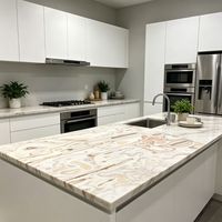 Dalles de marbre naturel de luxe sur mesure pour murs de télévision, îlots de cuisine, plans de travail, sols de salle de bain et projets hôteliers