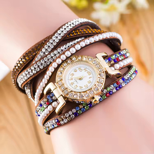 2025 Vintage Design Montre pour femme Cristal Rivet Tressé Bracelet Montre à Quartz - Product Image 4