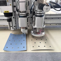 Machine de découpe CNC la plus vendue pour chaussures, sacs et sièges de voiture, avec couteau oscillant et système d'alimentation automatique