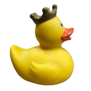 Tùy Chỉnh Pvc Nhựa Nhỏ Cao Su Vịt Bán Buôn Assortment Số Lượng Lớn Logo Nổi Bé Tắm Đồ Chơi Màu Vàng Giáng Sinh Cao Su Vịt - Product Image 4