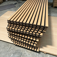 Panneau acoustique en MDF PET à lattes de bois Ripado De Madeira, revêtement décoratif intérieur pour projets de réception d'hôtels et de bureaux