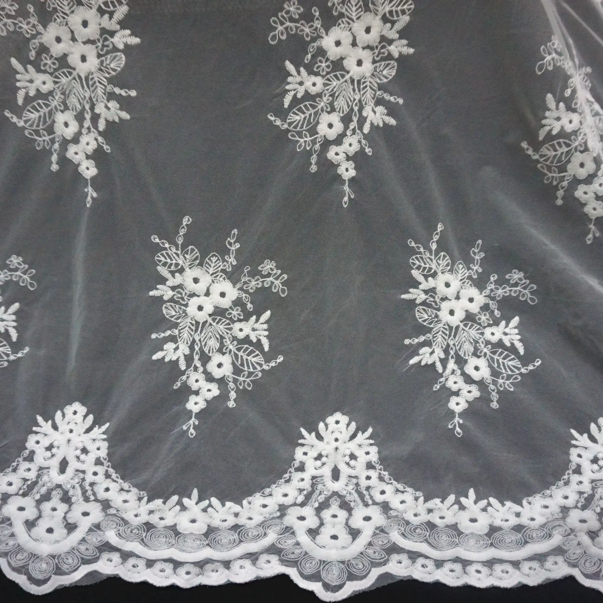 Bridal embroidery flower mesh ladies wedding dress lace fabric women lace manufacturer white lace fabric