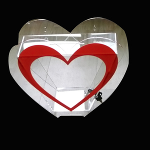 Moderna Caja de Donaciones de Acrílico con Forma de Corazón, Ecológica, Ligera, con Cerradura, Diseño Transparente Personalizado - Product Image 1