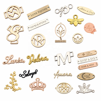 Échantillon rapide de lettres métalliques personnalisées, plaques signalétiques, étiquettes OEM en gros pour sacs à main et pochettes de luxe