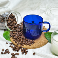 QIAOXING BP-00703 Tasse en verre borosilicate bleu avec poignée et soucoupe, écologique, moderne, pour thé, café, bière, personnalisation acceptée