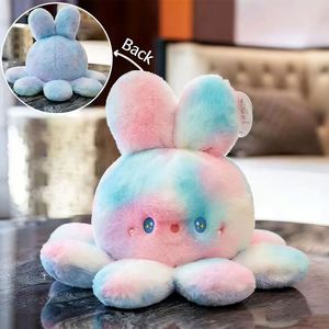Muñeco de Pulpo Reversible con Degradado de Colores, Juguete de Peluche de Pulpo Reversible de Doble Cara, Juguete de Peluche Reversible para Niños - Product Image 2