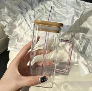 Botella de vidrio cuadrada con asa, de alta calidad para el hogar, con pajita, resistente al calor, de fondo plano, apta para calentar. - Product Image 1