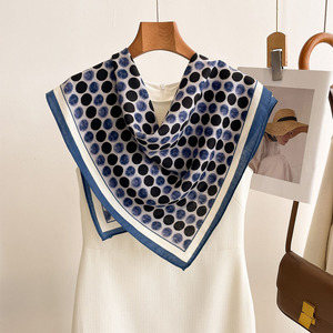 Nuevo Pañuelo de Cintura Cuadrado Grande con Estampado Retro de Puntos Estilo Coreano para Mujer, Multifuncional, de Poliéster, para Uso Diario, Ideal como Regalo - Product Image 4