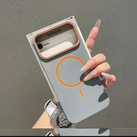 Étui de téléphone à chargement sans fil pour iPhone 12 13 14 15 16 17 Pro Max, antichoc, magnétique, en silicone souple, sensation peau, protection intégrale