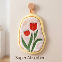 Serviette de toilette décorative brodée de fleurs de style coréen, en velours corail épais et moelleux, à suspendre dans la salle de bain