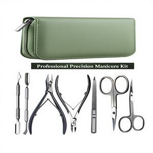 Kit de manucure professionnel de luxe vert 7-en-1 en acier inoxydable avec boîte/étui/sac de rangement – Coupe-ongles, pince à cuticules et limes - Product Image 1
