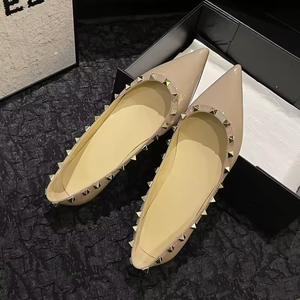 Zapatos casuales de mujer con remaches planos, zapatos de vestir de charol con punta, sandalias de tacón modernas, zapatos de fiesta elegantes casuales, zapatos de salón. - Product Image 3