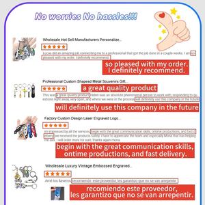 Pin de Esmalte Personalizado, Insignia Metálica para Ceremonia de Graduación, Regalo para Estudiantes, Recuerdo Estilo Dibujos Animados de <span class=keywords><strong>los</strong></span> <span class=keywords><strong>Simpson</strong></span>, Venta al por Mayor - Product Image 4