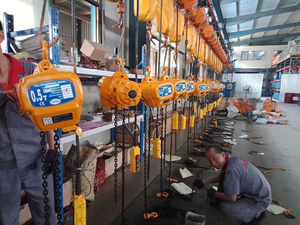 380V 1 Ton VOHOBOO CE Bersertifikat Electric Chain Hoist Kondisi Baru Bahan Baja Tinggi Angkat 3-9m Motor 1.5kW untuk Pengangkatan - Product Image 5